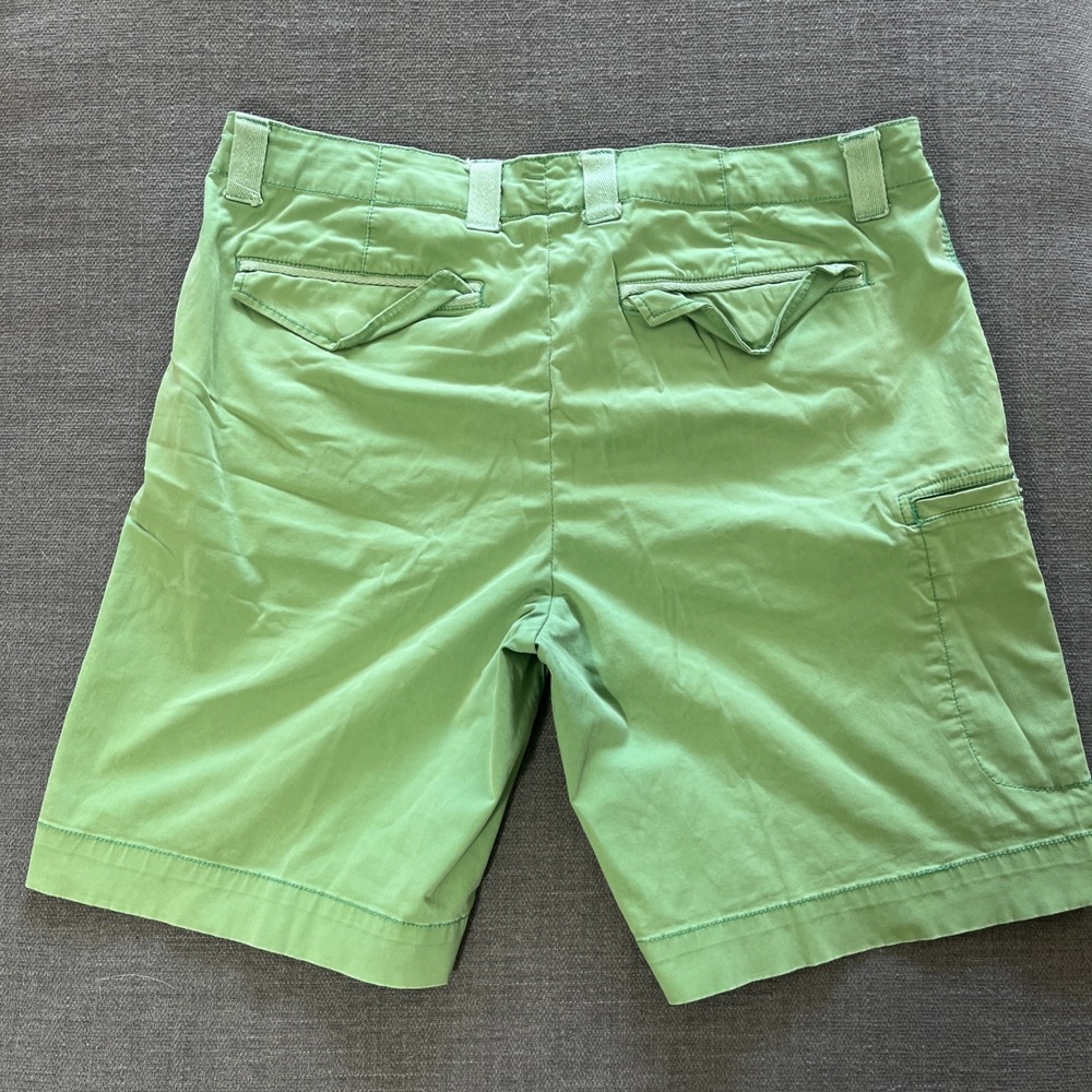 Bugatchi Men's Green Chino Shorts Size 36 - Picture 10 of 10